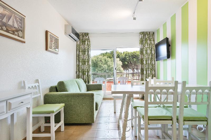 Apartamentos Salles Beach 레스타르티트 외부 사진