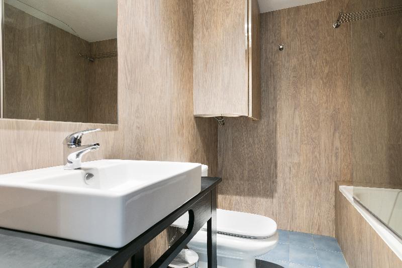 Apartamentos Salles Beach 레스타르티트 외부 사진