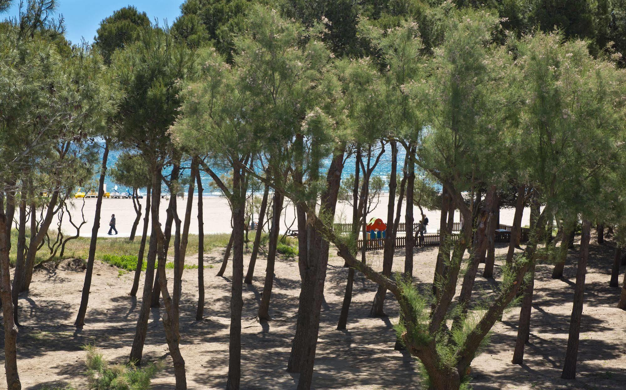 Apartamentos Salles Beach 레스타르티트 외부 사진